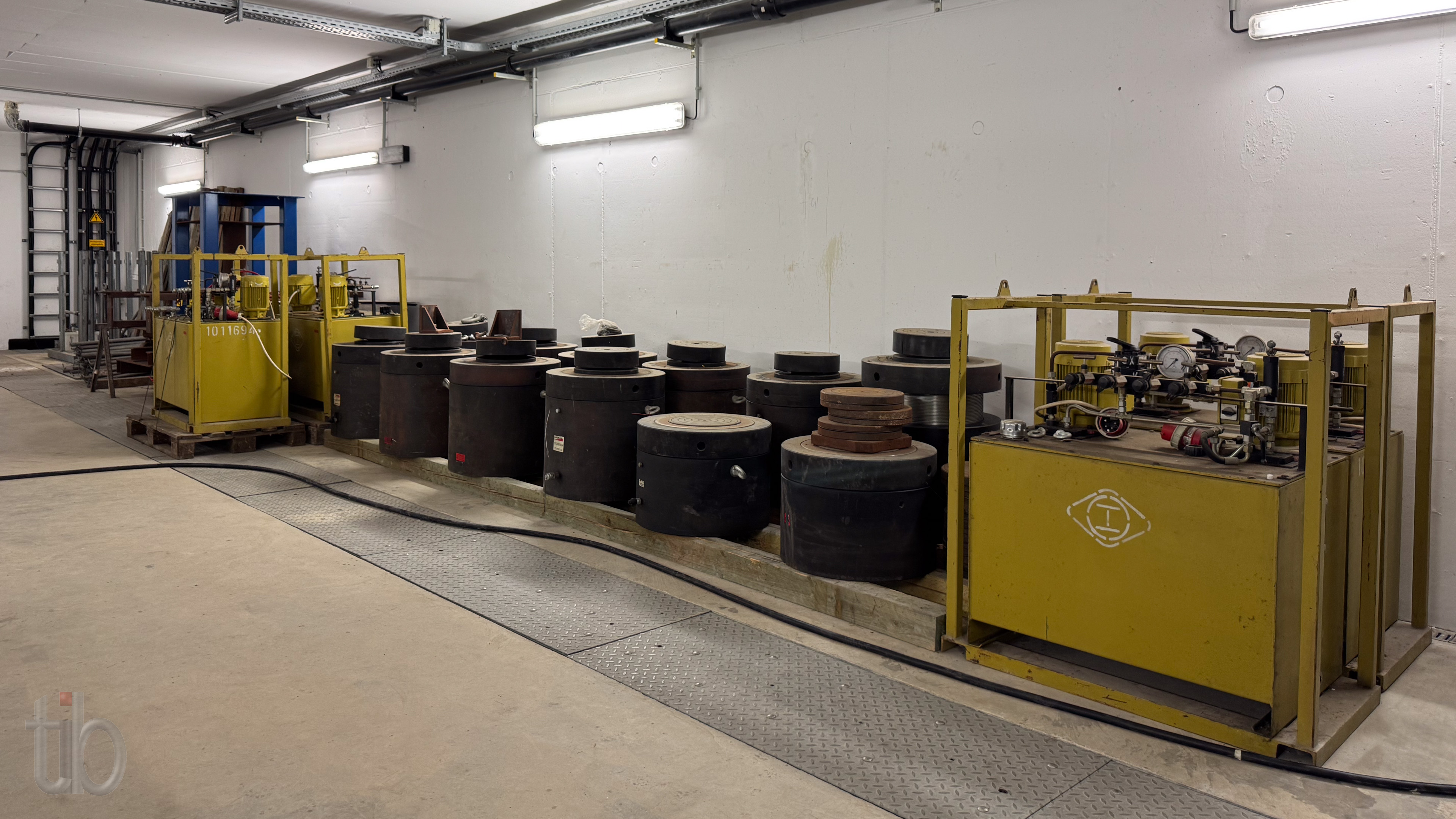 Lagerpressen und Pumpen